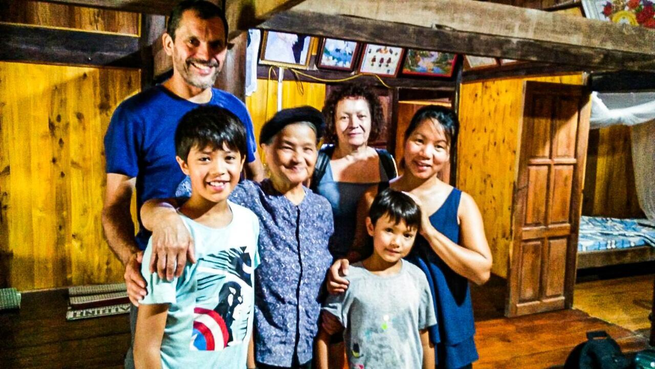 Ba Be Lake-Huyen Hao Homestay エクステリア 写真