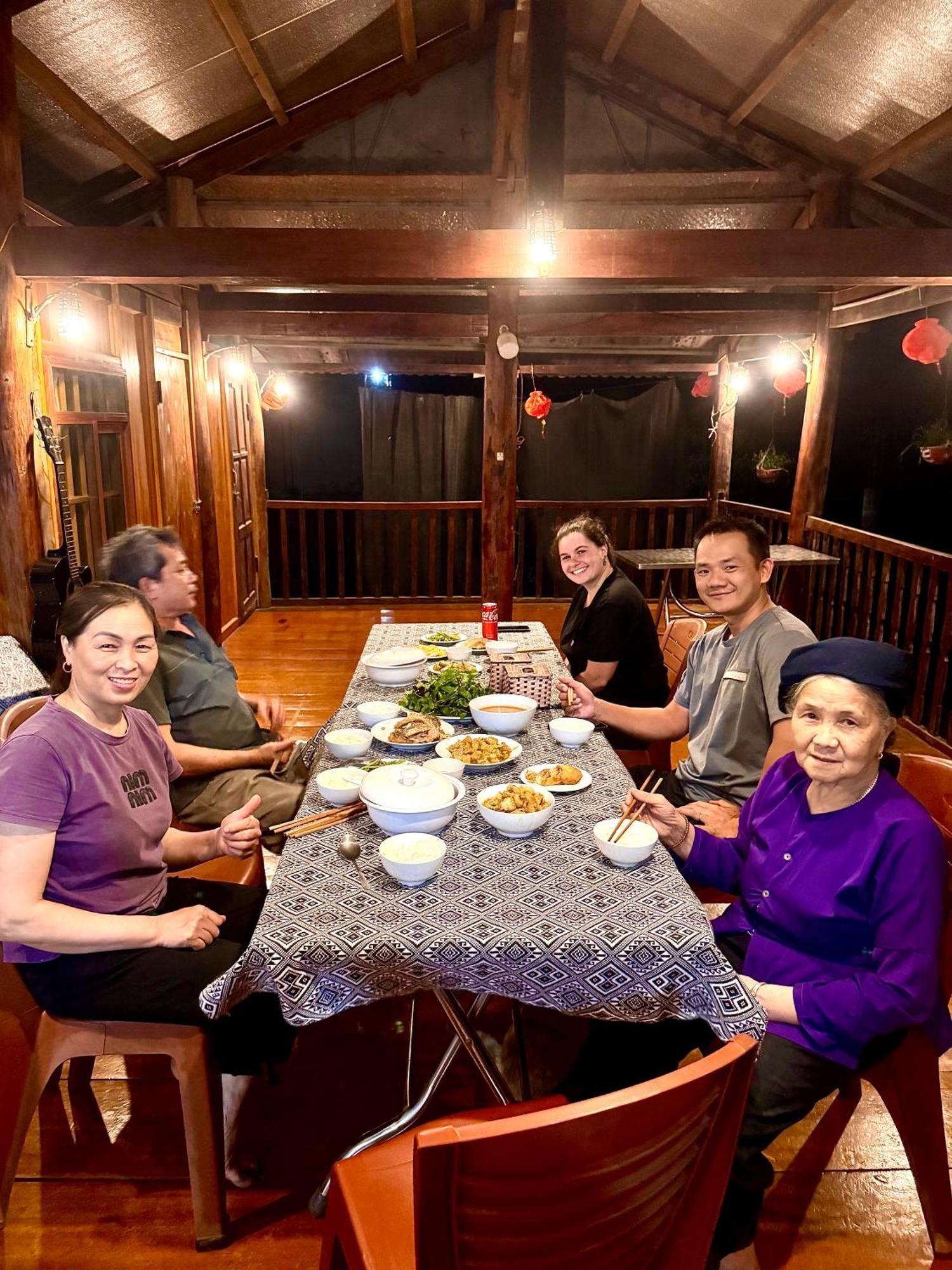 Ba Be Lake-Huyen Hao Homestay エクステリア 写真